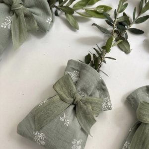Yeşil Kesede Zeytin Fidanı Mühürlü
